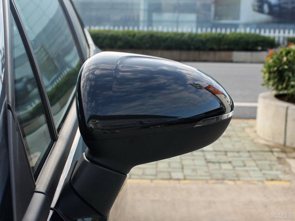 珍珠黑威朗車身外觀圖片