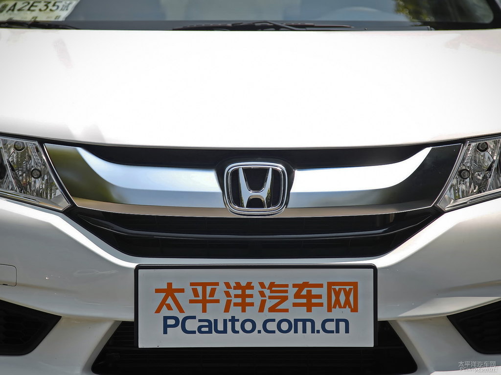 塔夫綢白鋒范車頭外觀圖片