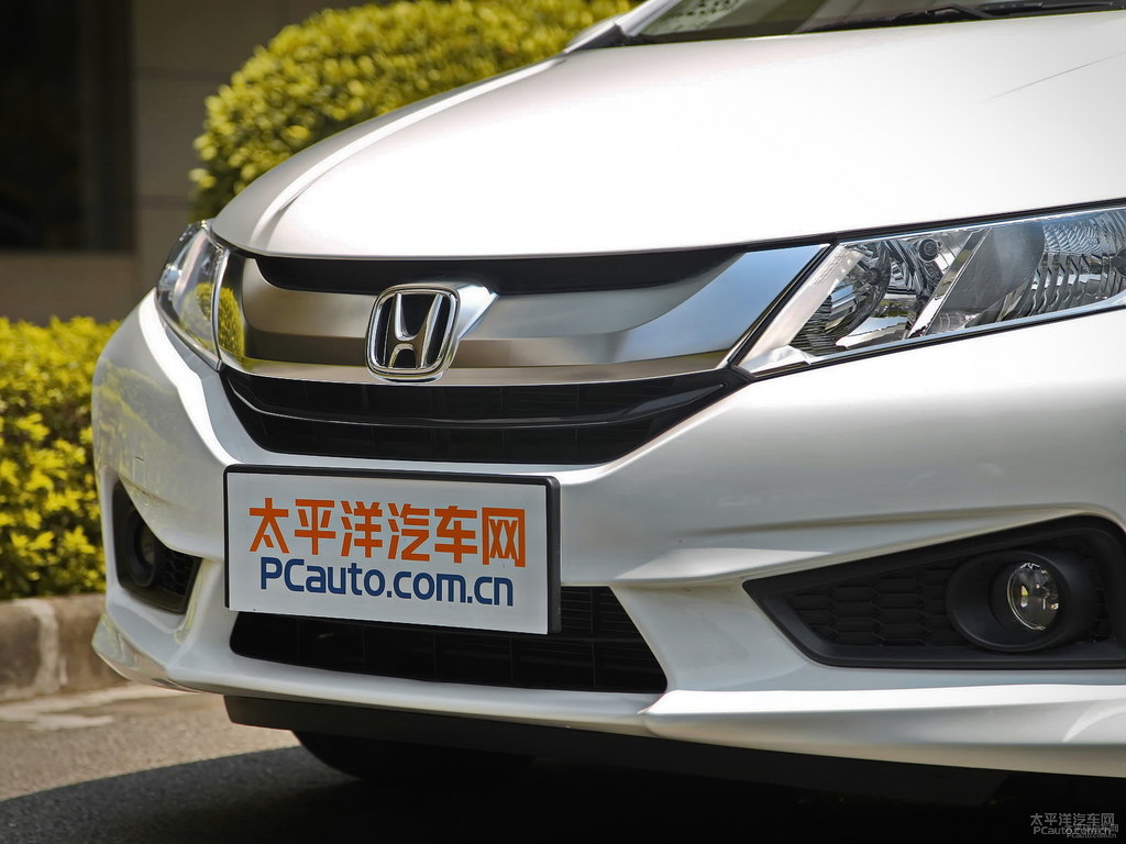 塔夫綢白鋒范車頭外觀圖片