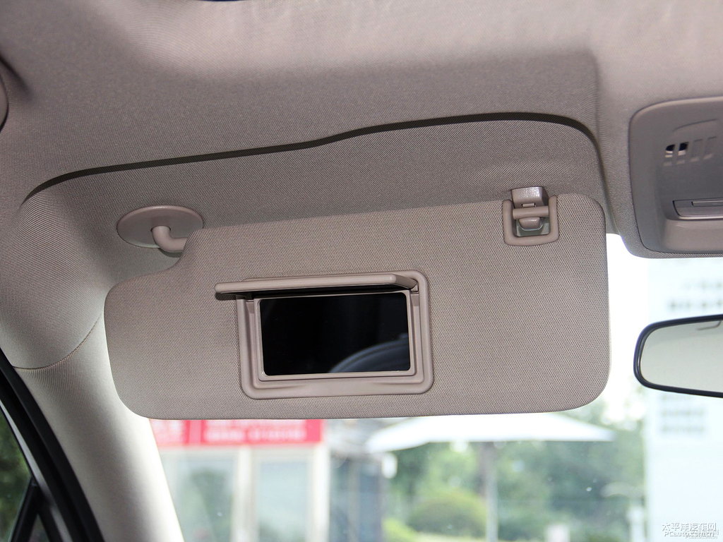 琥珀棕威朗車廂內(nèi)飾圖片