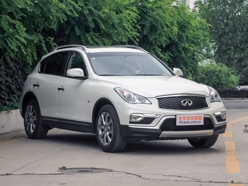 瑩貝白英菲尼迪QX50整車外觀外觀圖片