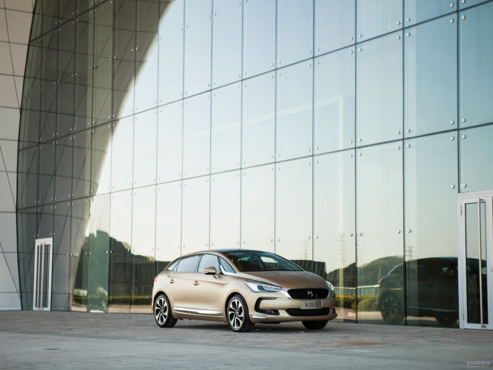 DS 5外觀高清大圖