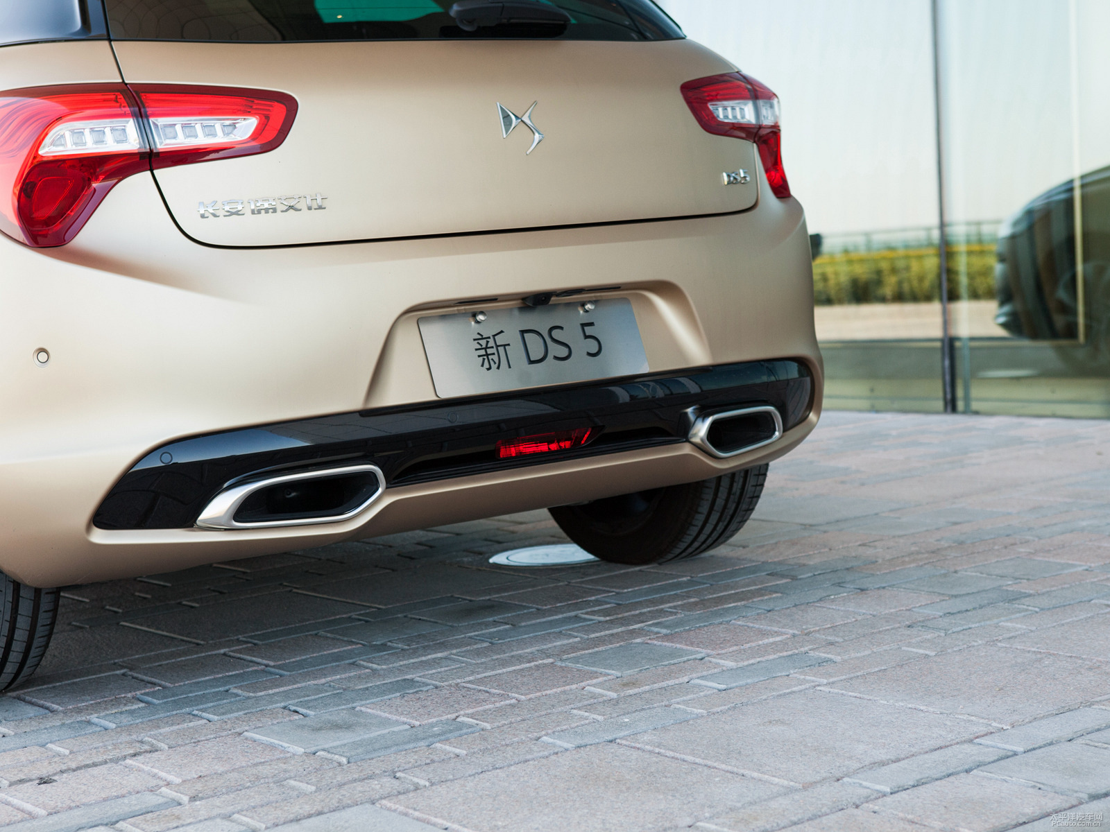 DS 5外觀高清大圖