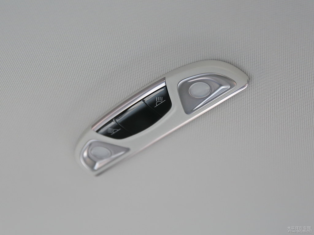 摩登灰哈弗H2車廂內(nèi)飾圖片