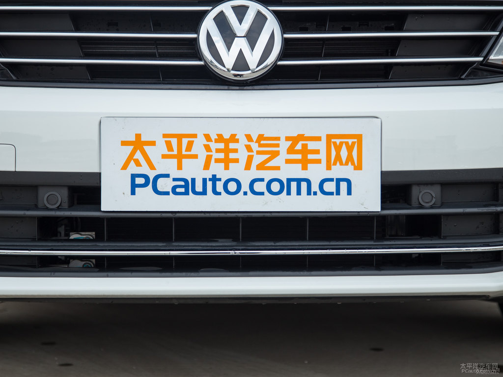 唐古拉白速騰車頭外觀圖片