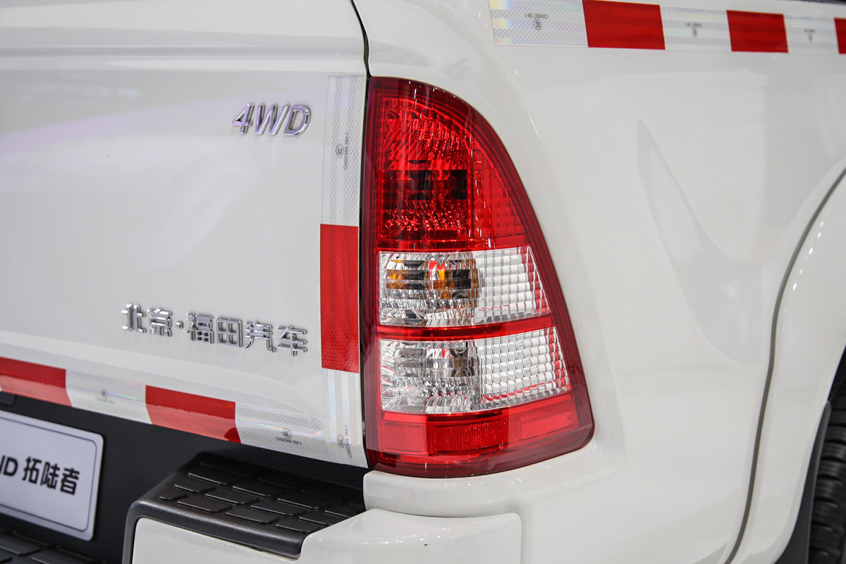 拓陸者車展高清大圖