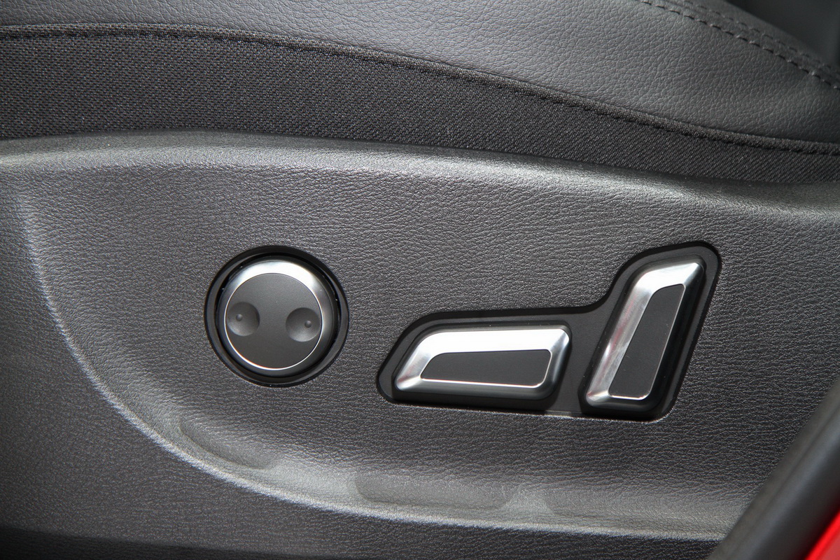 H6 CoupeDƬ