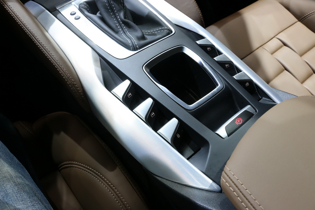 DS 5DƬ
