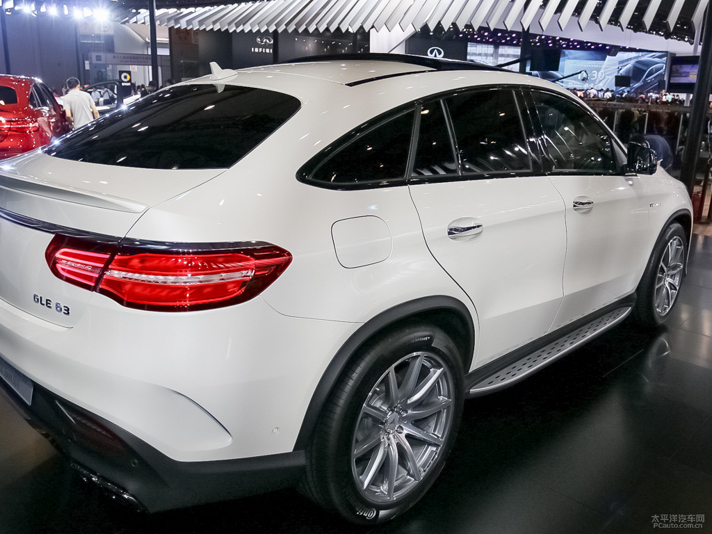 GLE 轎跑SUV AMG外觀高清大圖