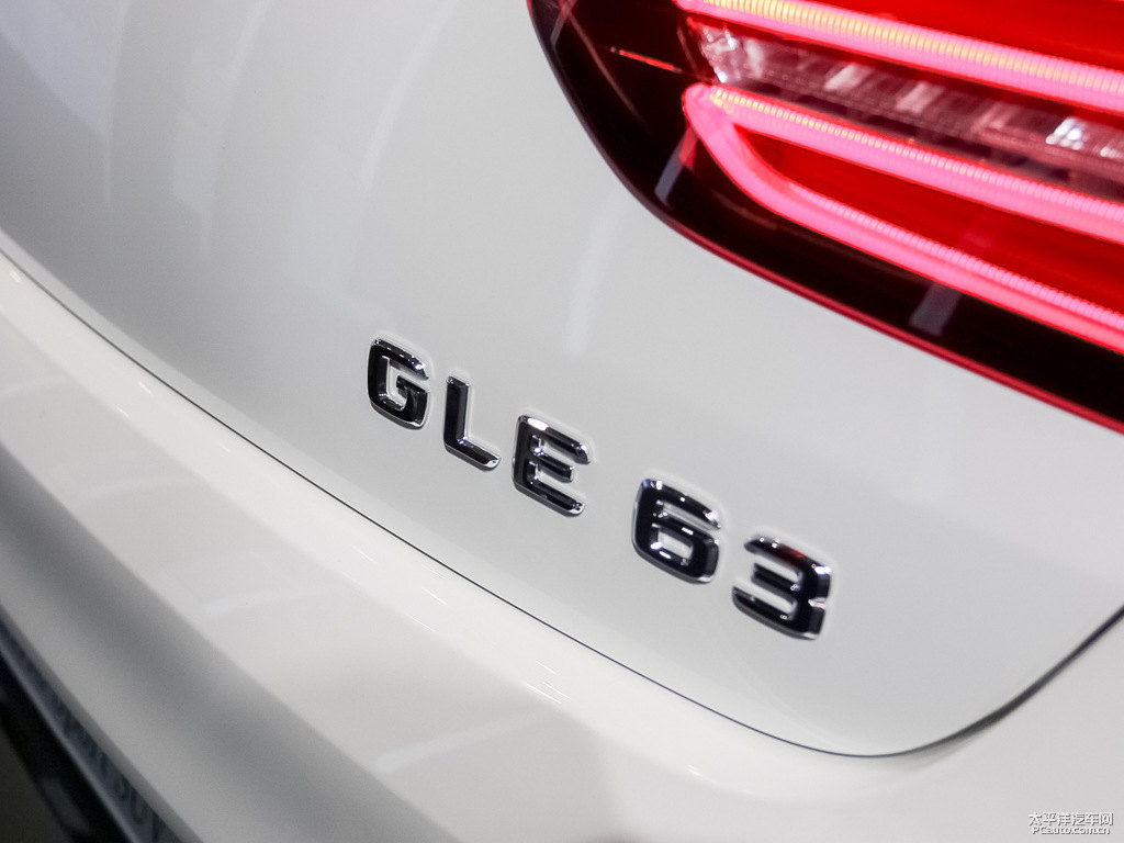 OGLE ISUV AMG܇β^DƬ
