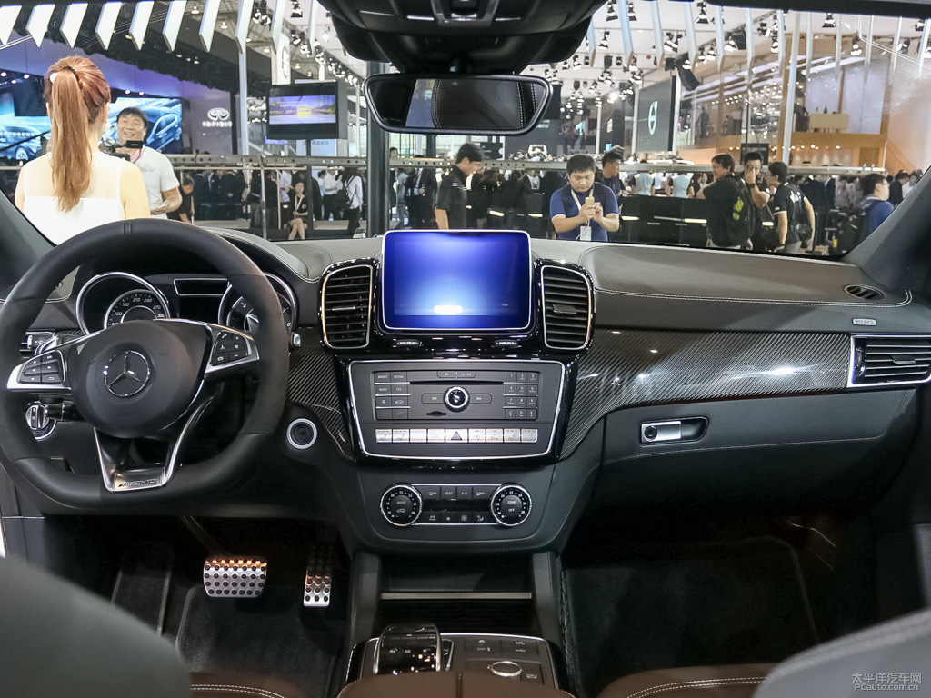 GLE 轎跑SUV AMG內(nèi)飾高清大圖