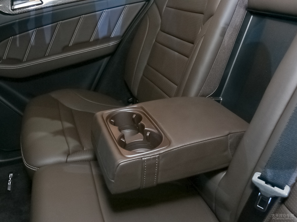 GLE 轎跑SUV AMG內(nèi)飾高清大圖