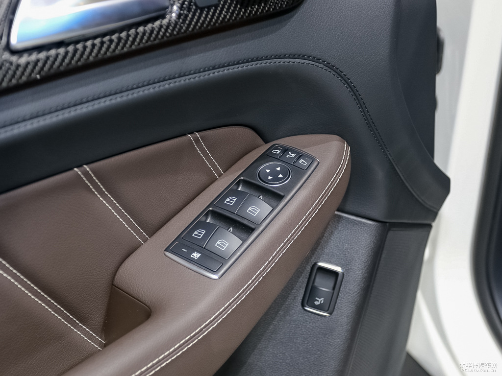 GLE 轎跑SUV AMG內飾高清大圖