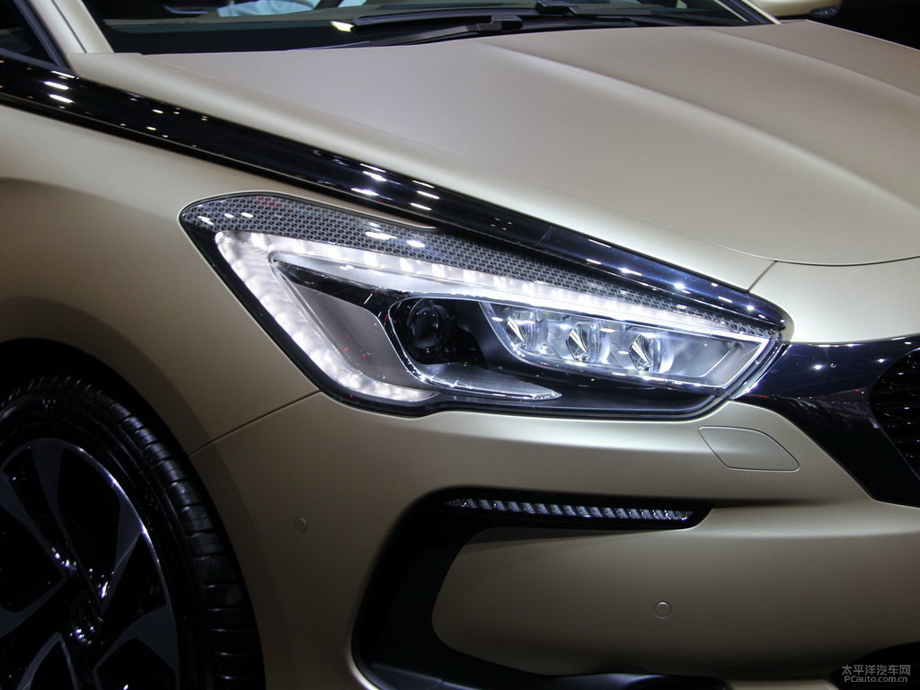DS 5外觀高清大圖