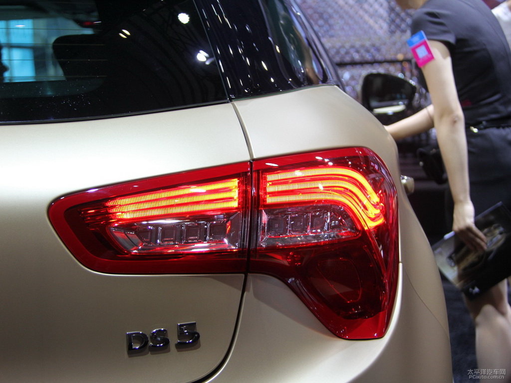 DS 5外觀高清大圖