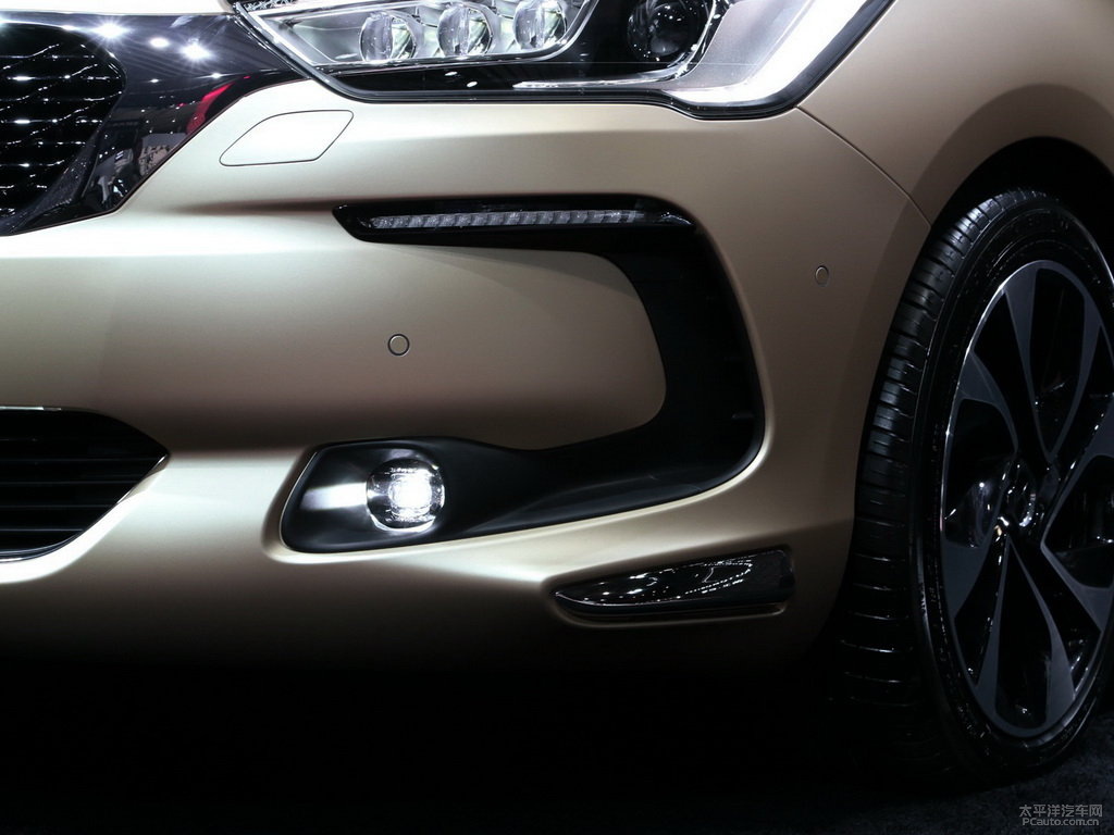 DS 5外觀高清大圖