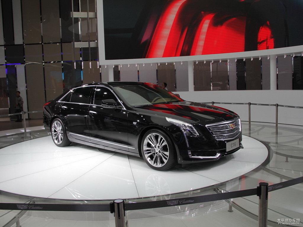 耀黑凱迪拉克CT6整車外觀外觀圖片