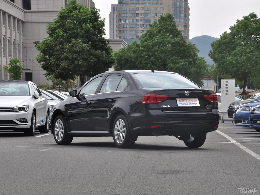 神秘黑朗逸整車外觀外觀圖片