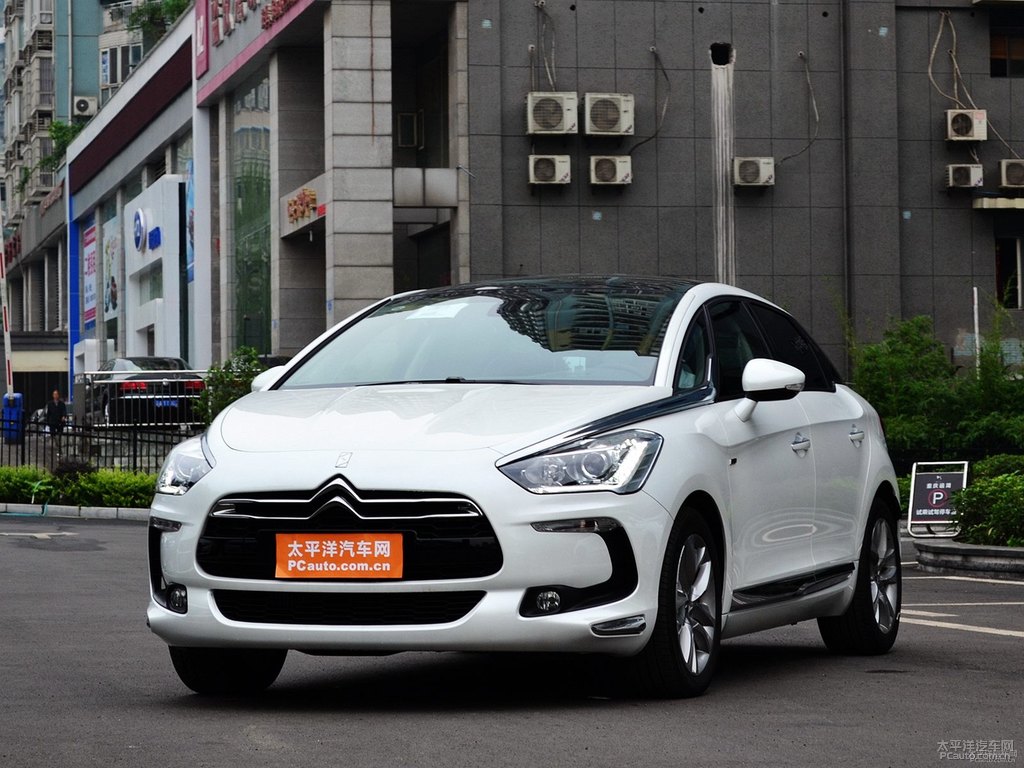 DS 5܇^^DƬ