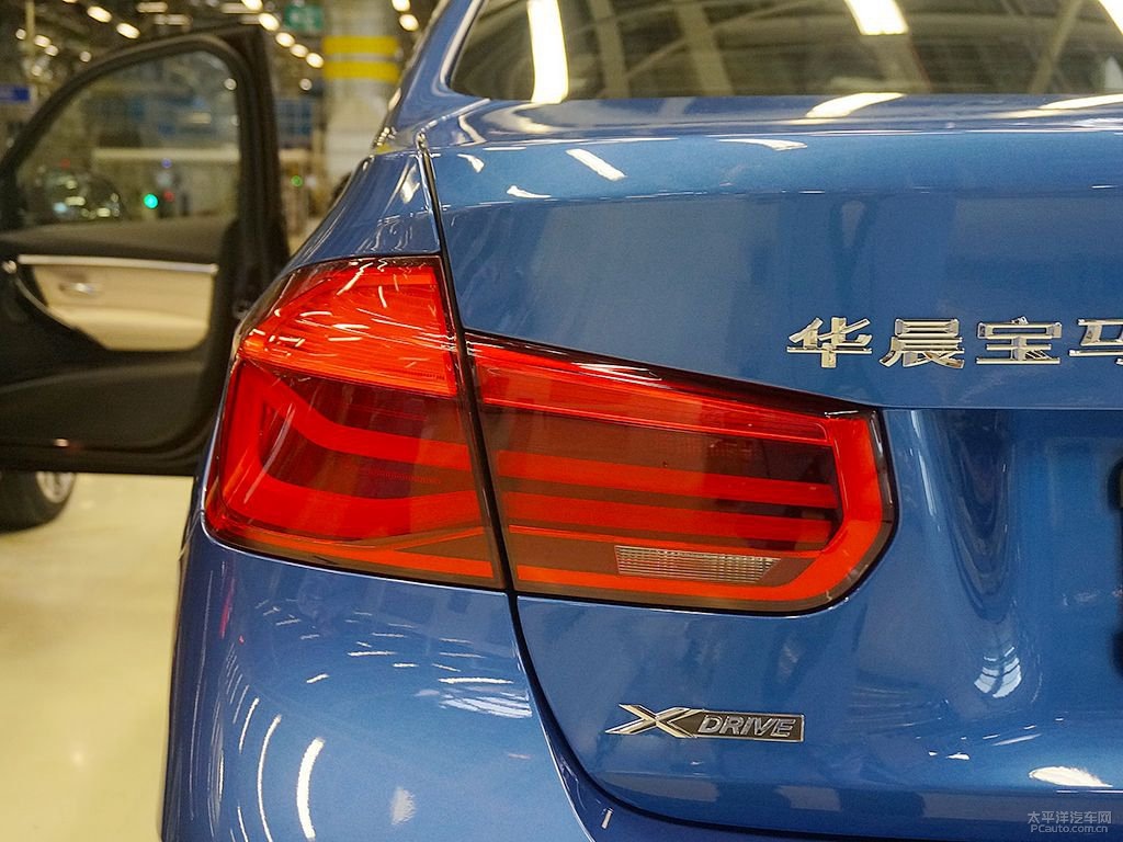寶馬3系外觀高清大圖
