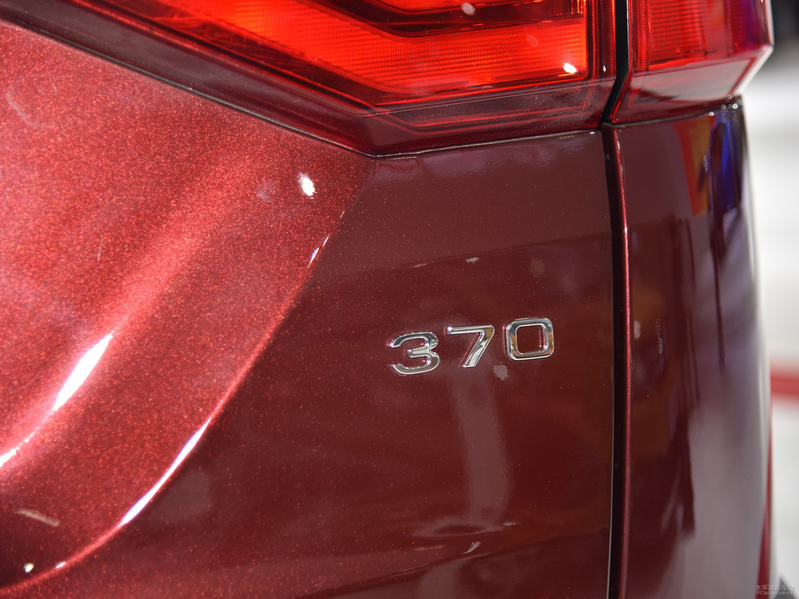żtL370܇β^DƬ