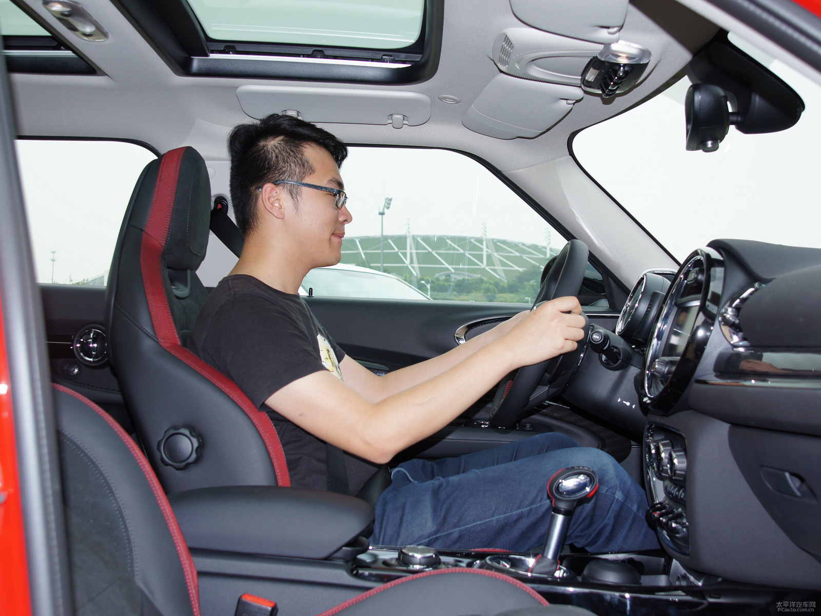 tMINI CLUBMAN{˿ggDƬ