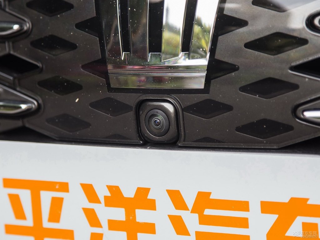黑色皇冠車頭外觀圖片