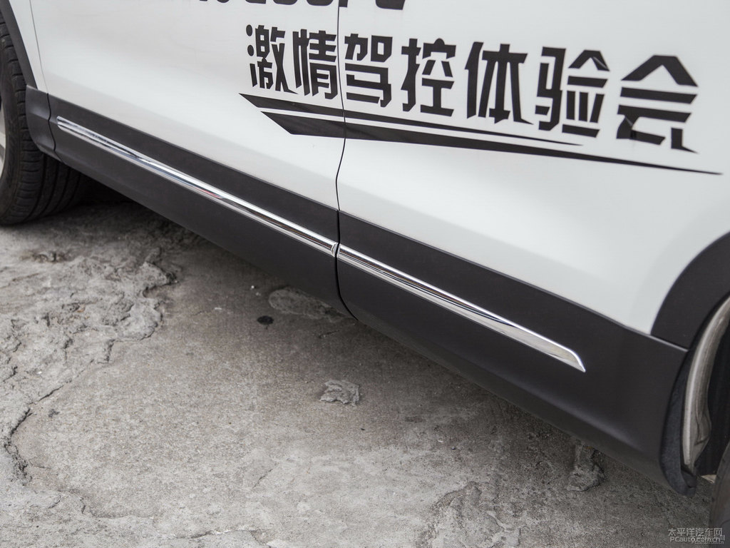 極地白哈弗H6 Coupe車身外觀圖片