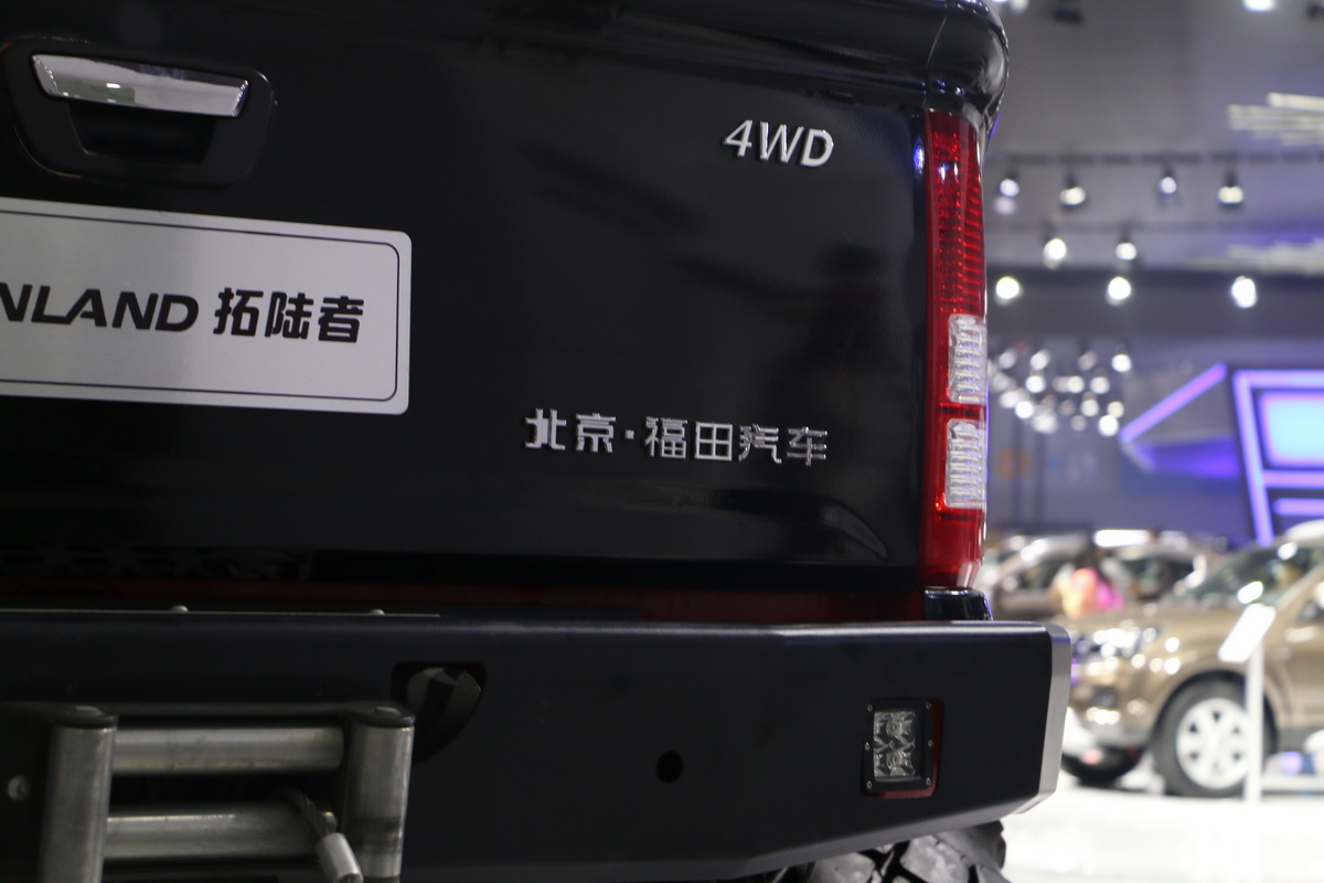 拓陸者車展高清大圖