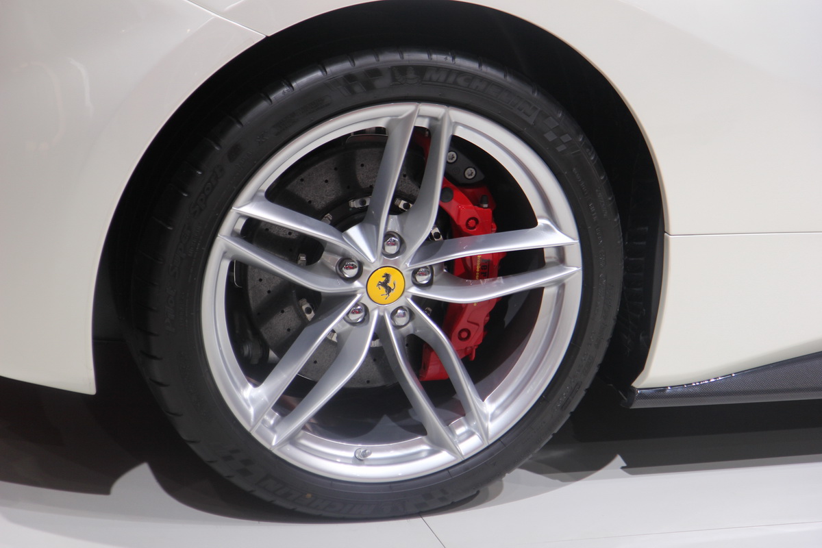 488DƬ