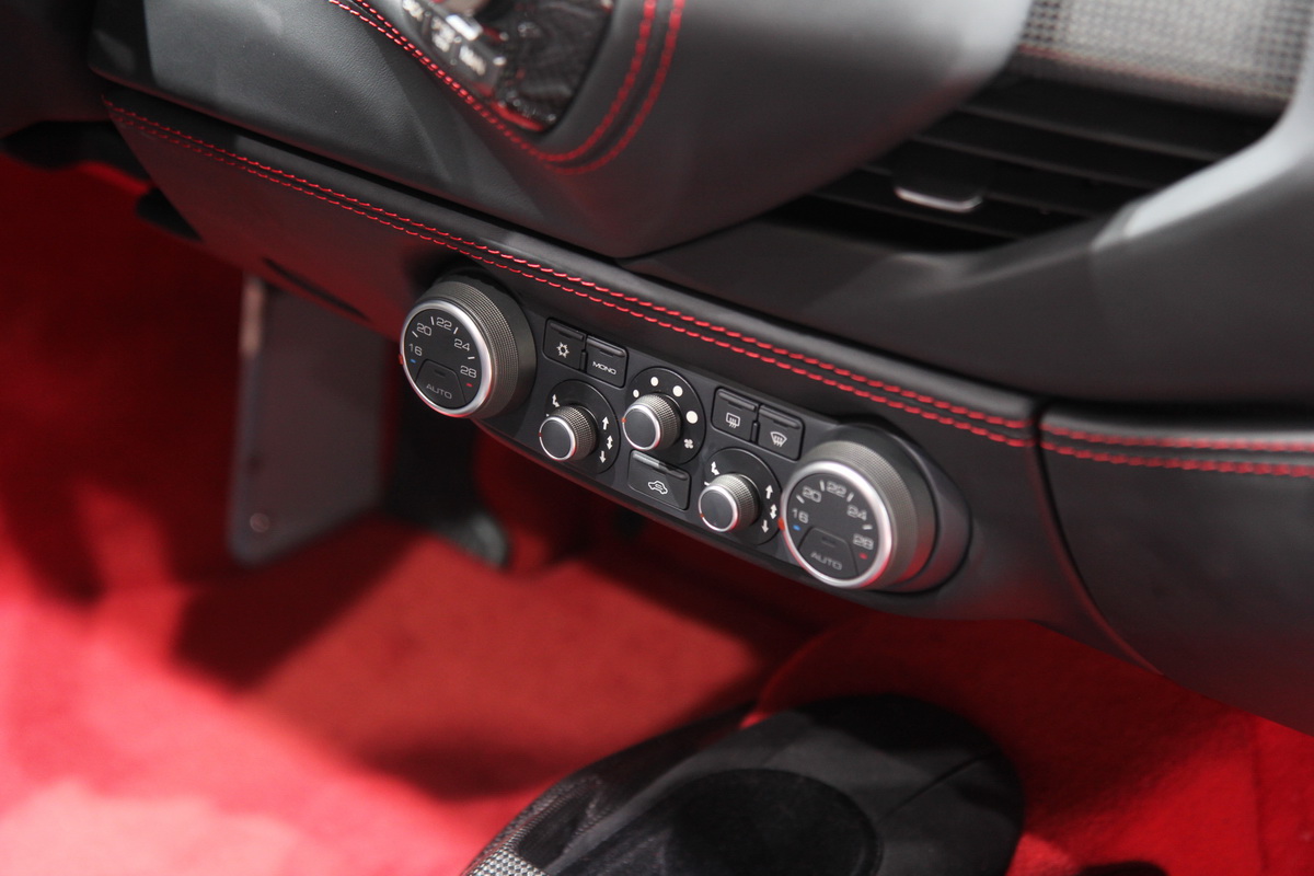 488DƬ