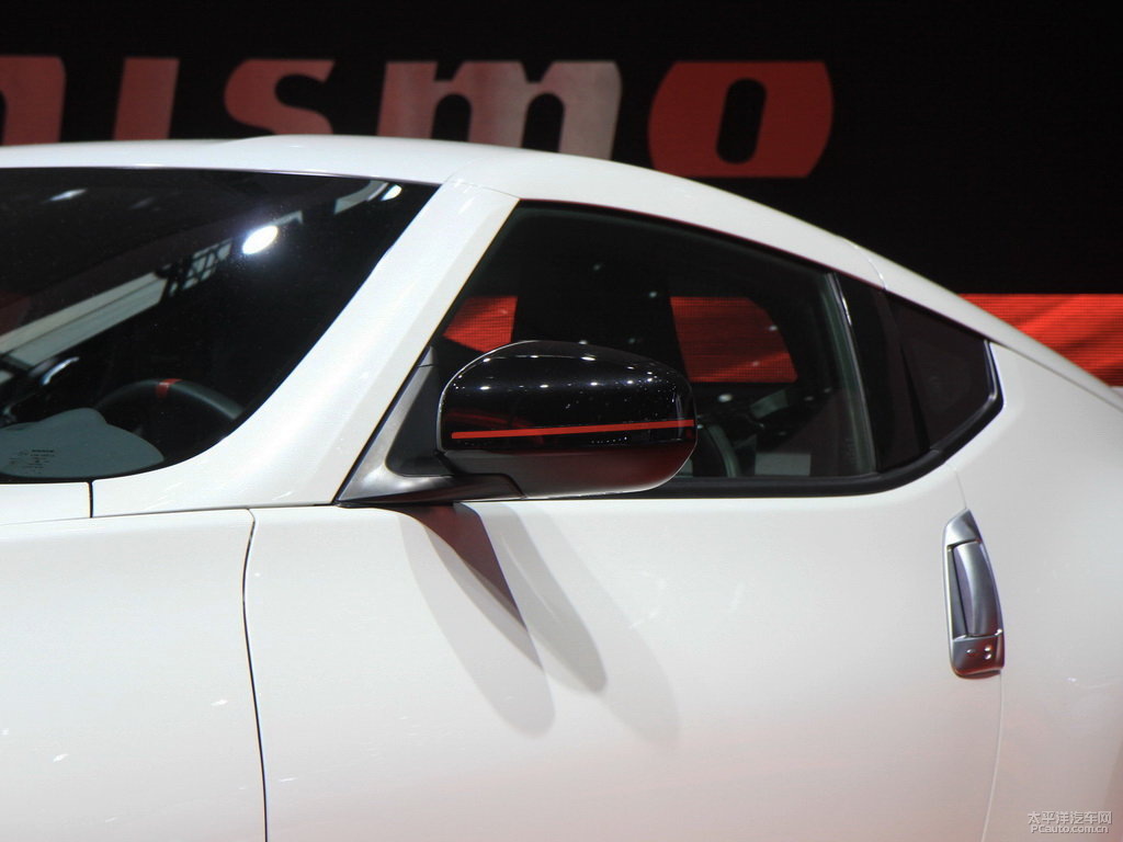 日產(chǎn)370Z外觀高清大圖