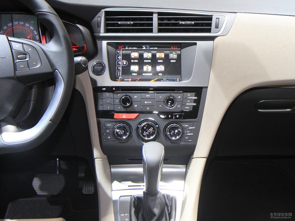 DS 5LS內(nèi)飾高清大圖