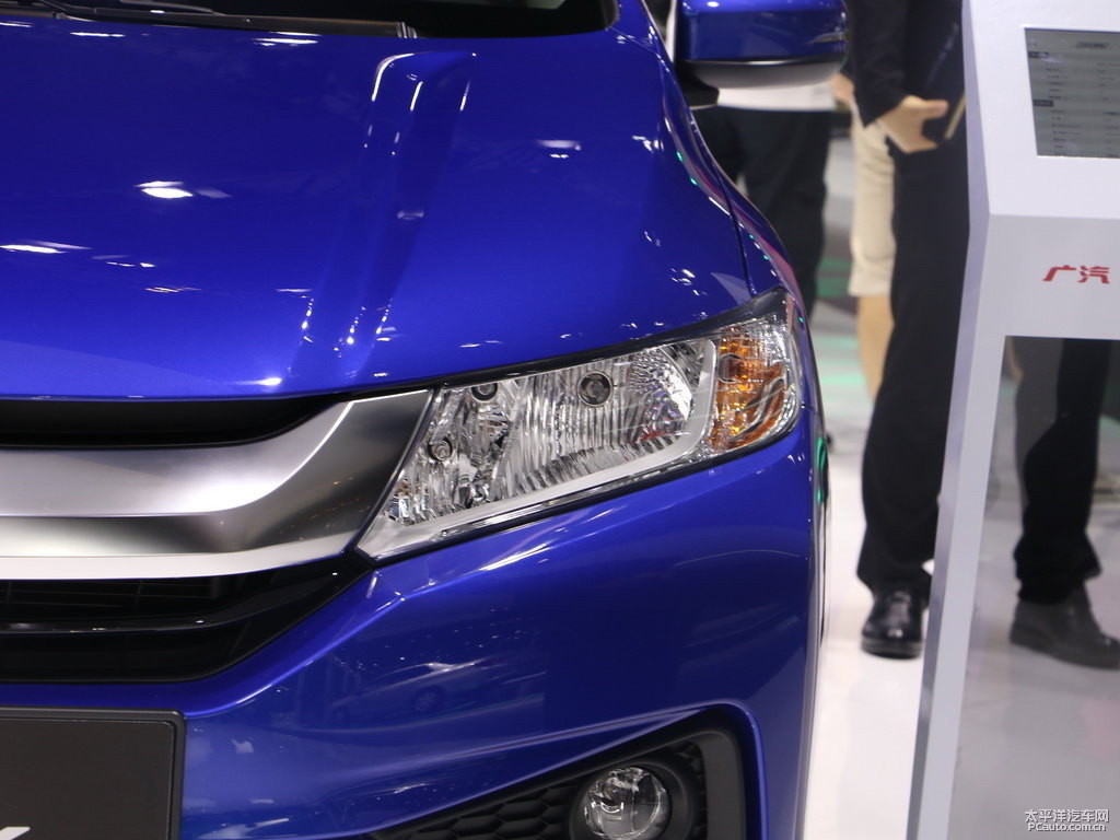 海洋藍(lán)鋒范車頭外觀圖片