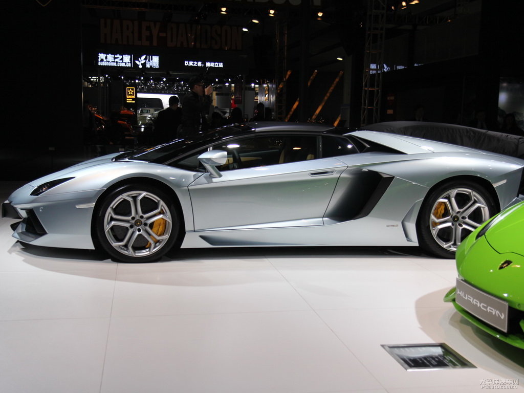 Aventador外觀高清大圖