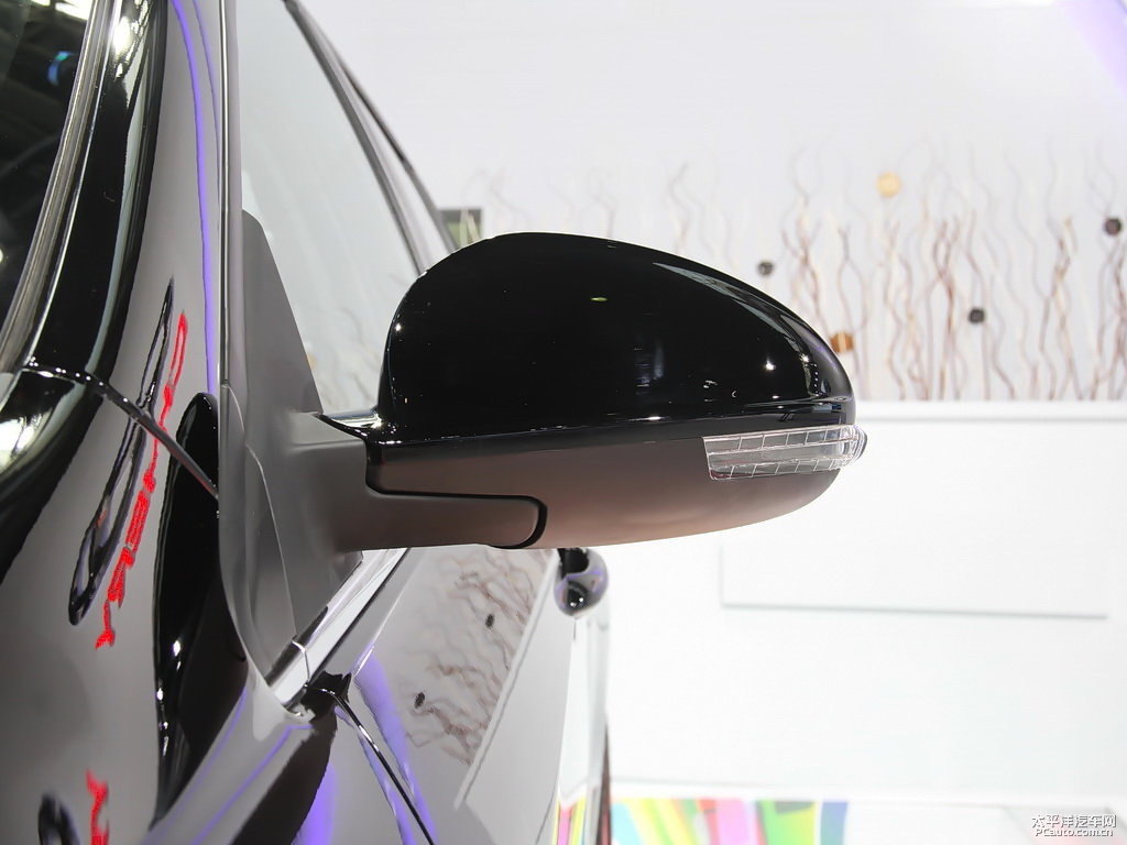 黑色艾瑞澤5車身外觀圖片