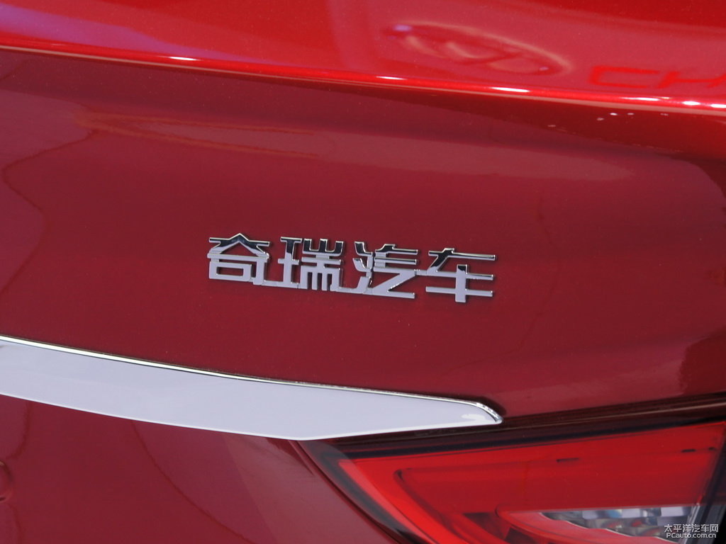 魅影紅艾瑞澤5車尾外觀圖片