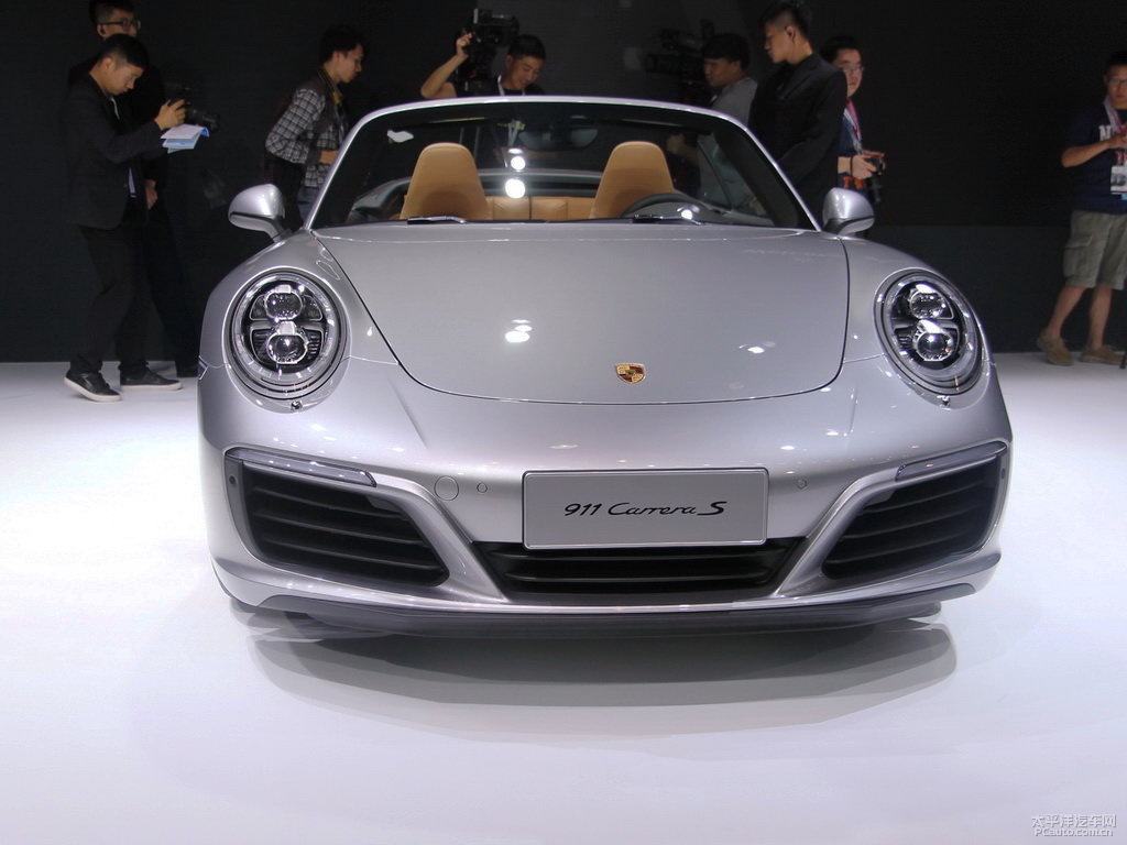 保時(shí)捷911外觀高清大圖