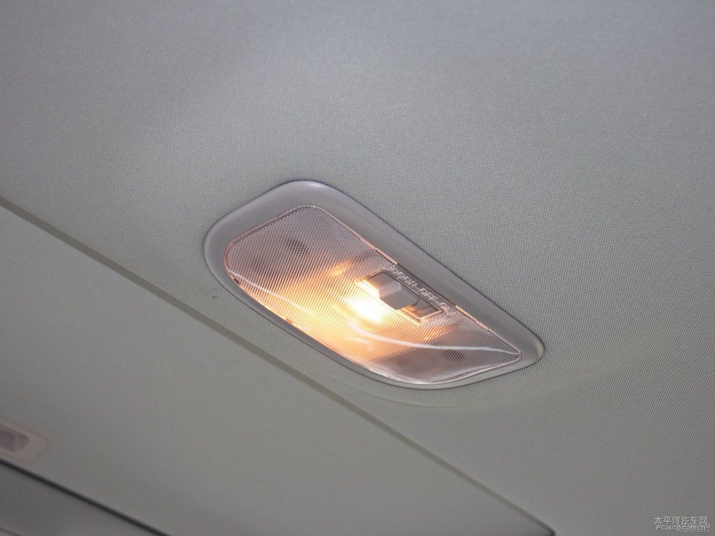 冰晶白新帝豪車廂內飾圖片