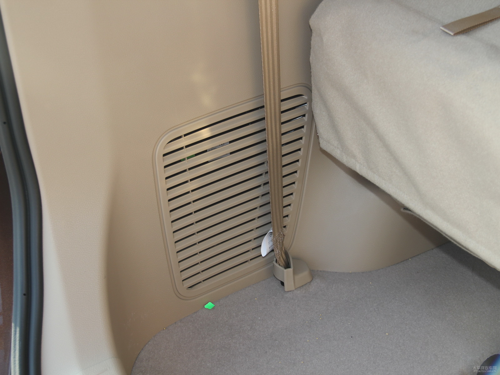 寶駿730空間高清大圖