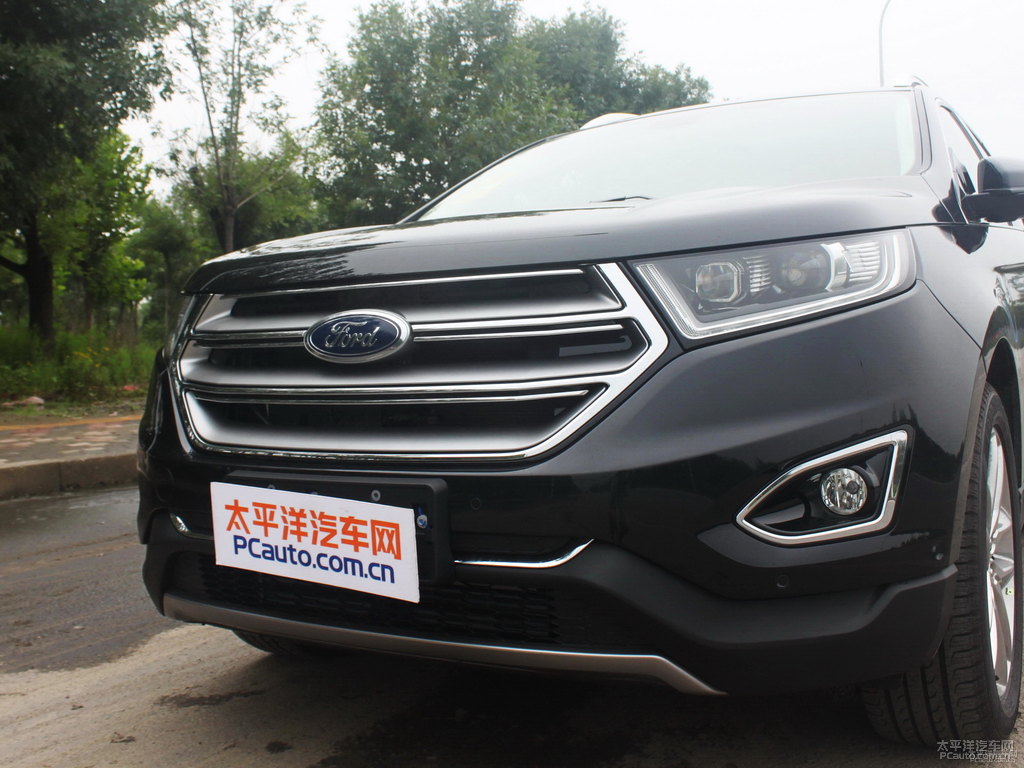 奧斯陸黑銳界L車尾外觀圖片