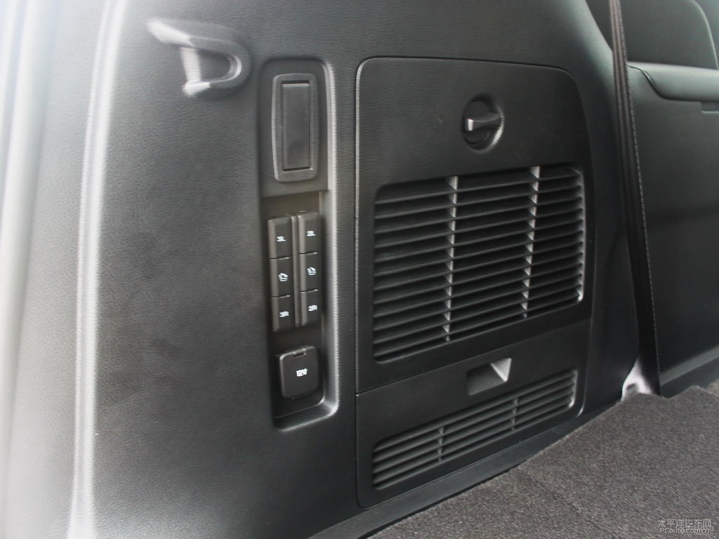 奧斯陸黑銳界L車廂內(nèi)飾圖片