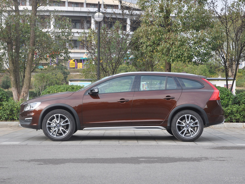 醇咖色沃爾沃V60整車(chē)外觀外觀圖片