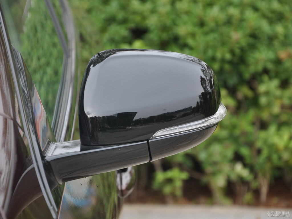 醇咖色沃爾沃V60車身外觀圖片