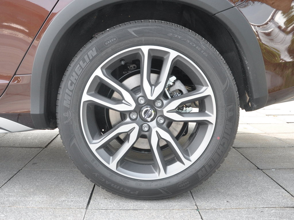 醇咖色沃爾沃V60車身外觀圖片