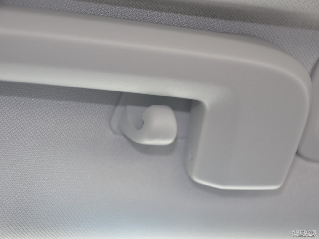 醇咖色沃爾沃V60車廂內(nèi)飾圖片