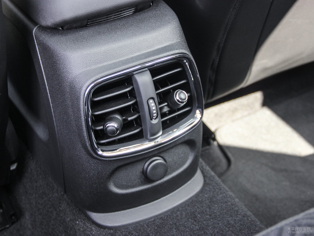 月表灰MINI CLUBMAN座椅內(nèi)飾圖片