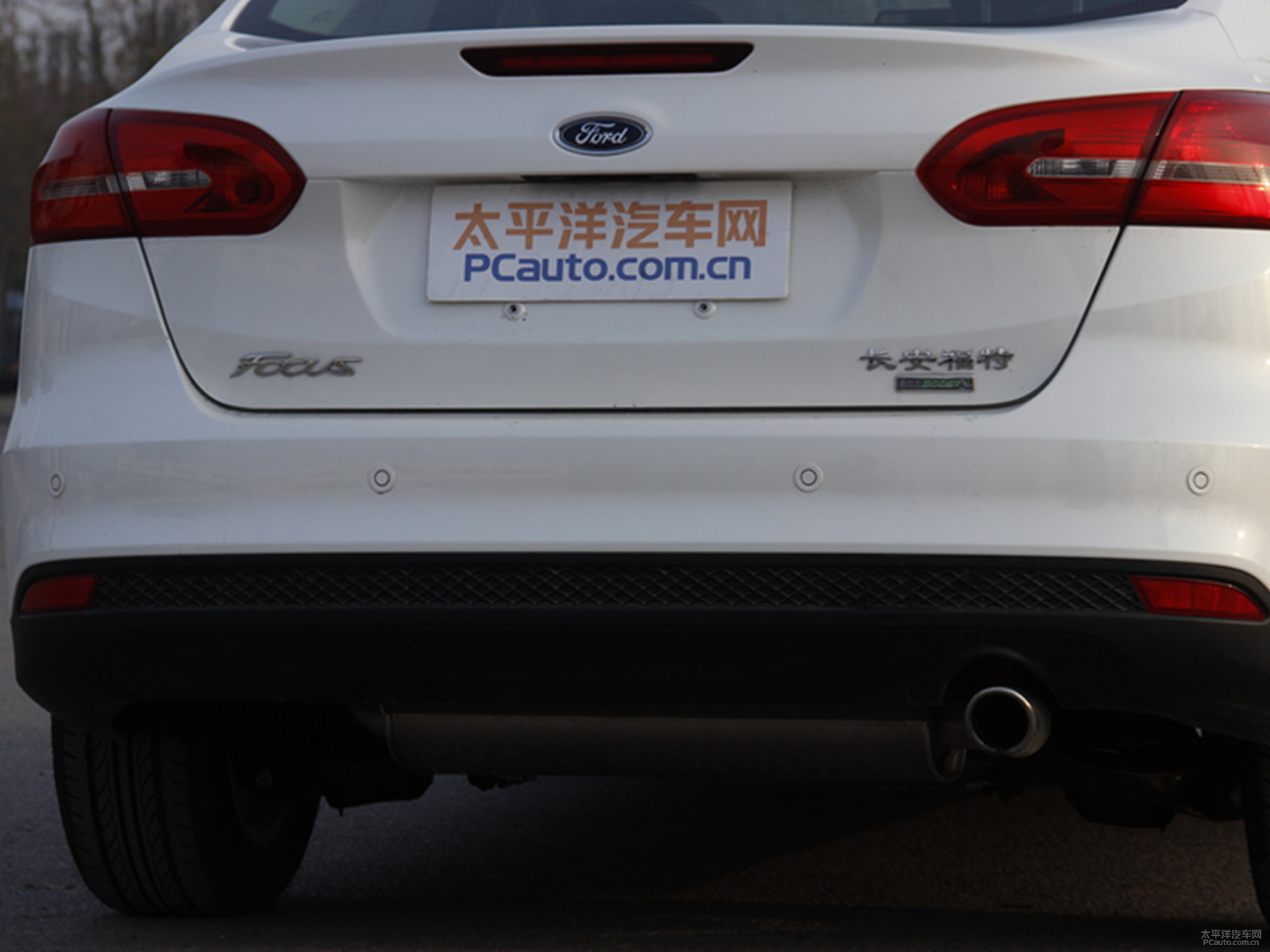 福克斯外觀高清大圖