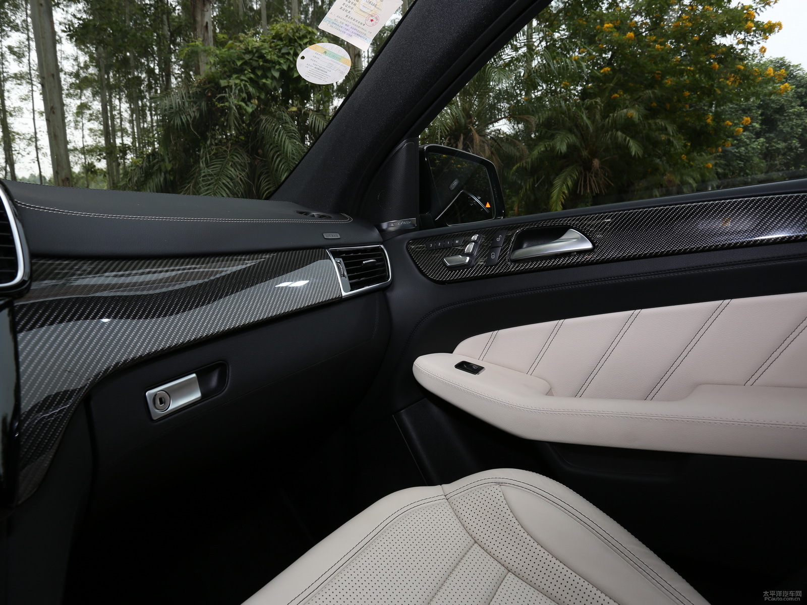 GLE 轎跑SUV AMG內飾高清大圖