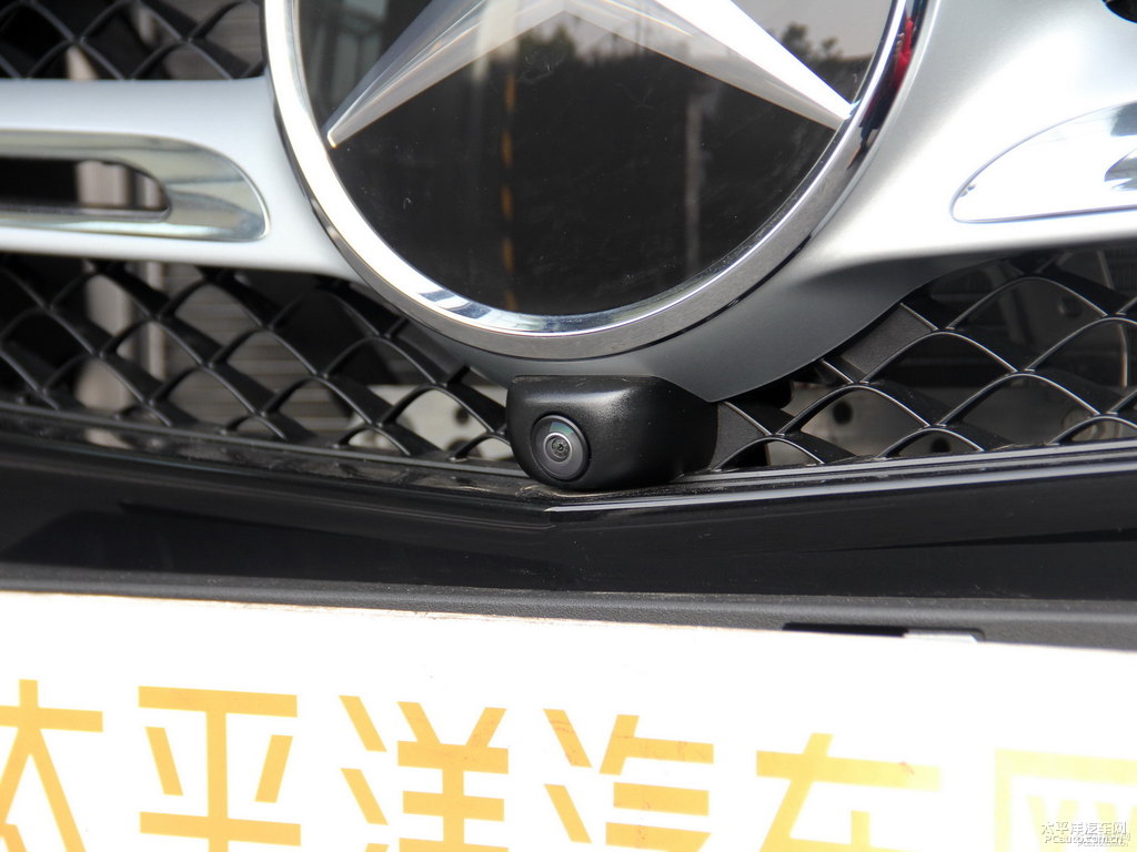 曜巖黑奔馳GLC車頭外觀圖片